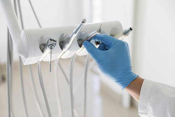 Professional Dental Crowns And Bridges technician working in Payne, OH